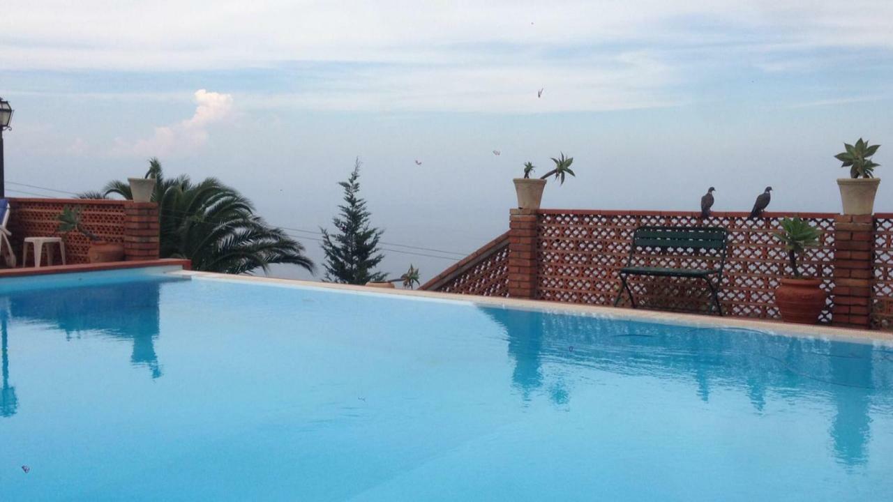 Villa Branco ตาออร์มินา ภายนอก รูปภาพ